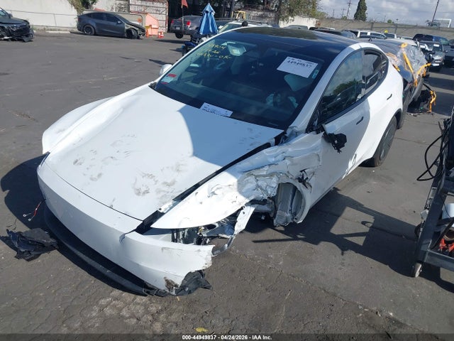 44949837 :رقم المزاد ، 7SAYGDEDXTA575293 vin ، 2026 Tesla Model Y Premium Rear-wheel Drive/standard Rear-wheel Drive مزاد بيع