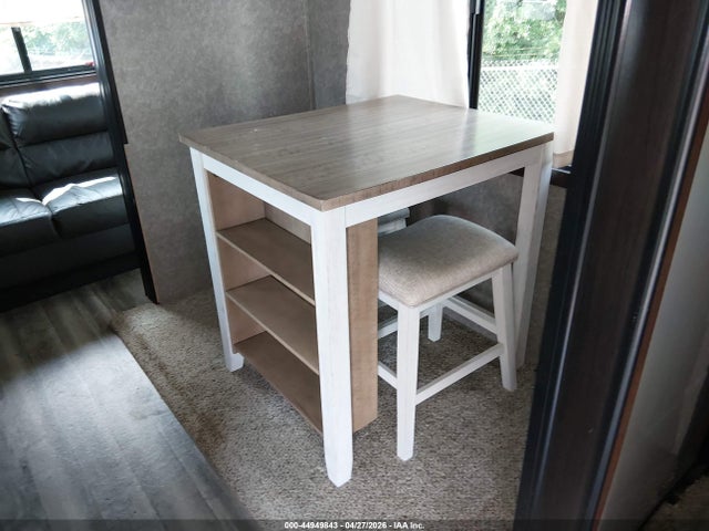 Продажа на аукционе авто 2019 Jayco Other, vin: 1UJBJ0BN8K17U0181, номер лота: 44949843
