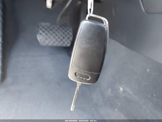 Продаж на аукціоні авто 2006 Audi A6 3.2 Avant, vin: WAUKH74F86N170026, номер лоту: 44949859