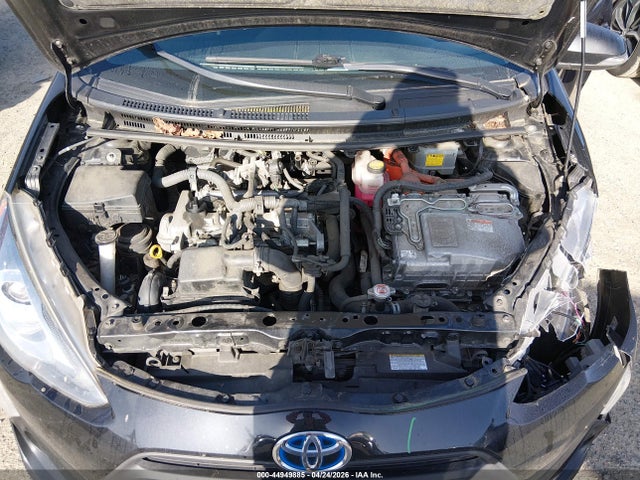 JTDKDTB31H1593055 Toyota Prius C Four