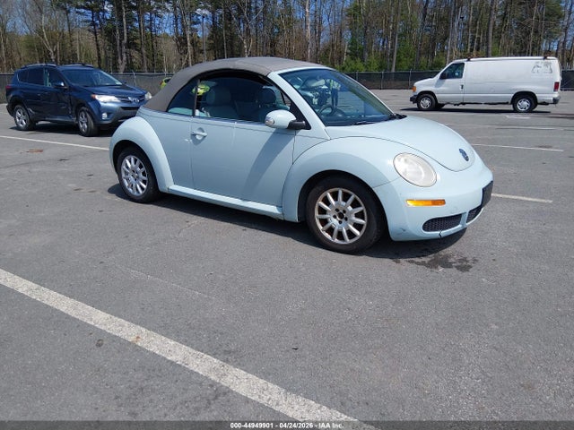 44949901 :رقم المزاد ، 3VWRF31Y56M319070 vin ، 2006 Volkswagen New Beetle 2.5 مزاد بيع