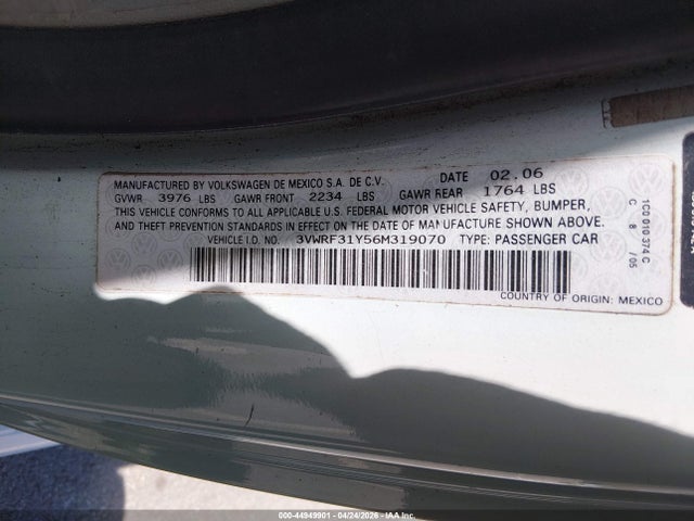 Продажа на аукционе авто 2006 Volkswagen New Beetle 2.5, vin: 3VWRF31Y56M319070, номер лота: 44949901