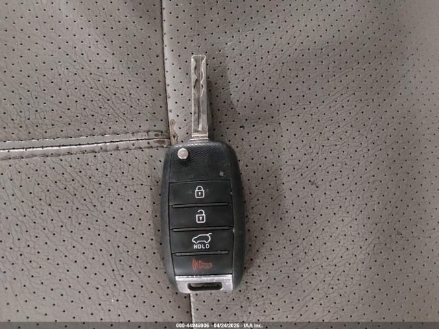 2016 Kia Sedona Lx მანქანა იყიდება აუქციონზე, vin: KNDMB5C13G6158059, აუქციონის ნომერი: 44949906