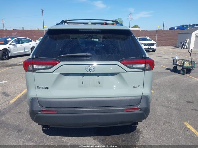 2022 Toyota Rav4 Xle Premium მანქანა იყიდება აუქციონზე, vin: 2T3C1RFV1NW218582, აუქციონის ნომერი: 44949910