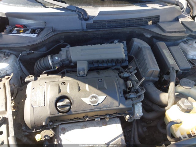 Продаж на аукціоні авто 2011 Mini Cooper, vin: WMWSU3C58BTX96095, номер лоту: 44949918
