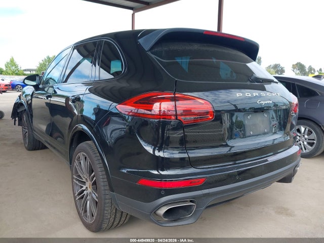 Porsche Cayenne Platinum Edition 2017 WP1AA2A2XHKA82816 Image 3