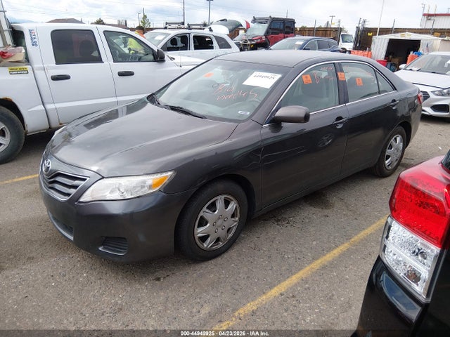 44949925 :رقم المزاد ، 4T1BF3EKXAU049540 vin ، 2010 Toyota Camry Le مزاد بيع