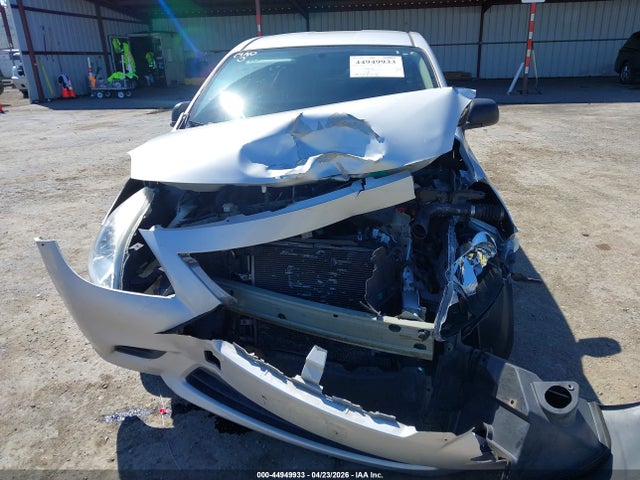 Nissan Versa 1.6 S 2014 3N1CN7AP1EL810849 Image 12