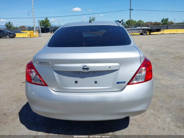 Nissan Versa 1.6 S 2014 3N1CN7AP1EL810849 Image 16