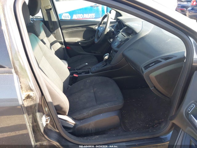 Ford FOCUS SE 2016 1FADP3F26GL301958 Image 5