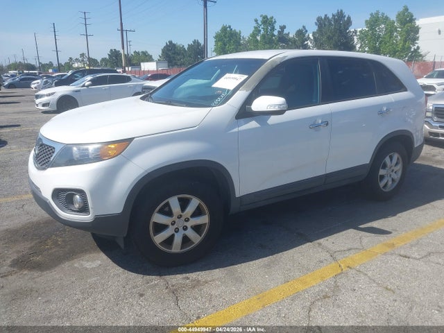 2013 Kia Sorento Lx მანქანა იყიდება აუქციონზე, vin: 5XYKT4A1XDG411680, აუქციონის ნომერი: 44949947