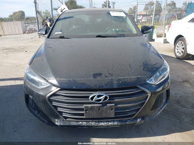 5NPD84LF2HH033811 Hyundai Elantra Limited