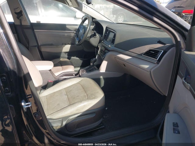 5NPD84LF2HH033811 Hyundai Elantra Limited