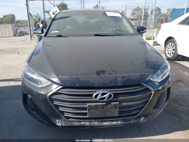 5NPD84LF2HH033811 Hyundai Elantra Limited