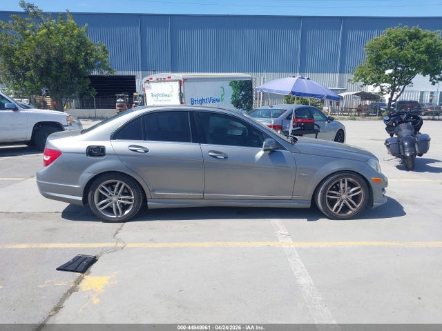 44949961 :رقم المزاد ، WDDGF4HB3CR208339 vin ، 2012 Mercedes-benz C 250 Sport مزاد بيع