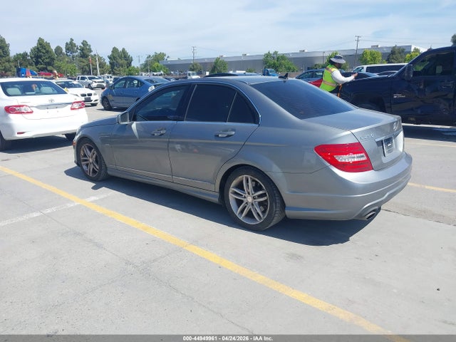 44949961 :رقم المزاد ، WDDGF4HB3CR208339 vin ، 2012 Mercedes-benz C 250 Sport مزاد بيع