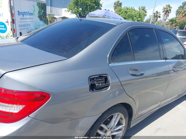 44949961 :رقم المزاد ، WDDGF4HB3CR208339 vin ، 2012 Mercedes-benz C 250 Sport مزاد بيع
