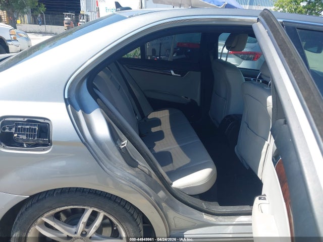 44949961 :رقم المزاد ، WDDGF4HB3CR208339 vin ، 2012 Mercedes-benz C 250 Sport مزاد بيع
