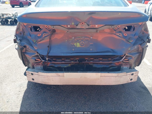 Honda INSIGHT EX 2019 19XZE4F58KE021966 Image 6