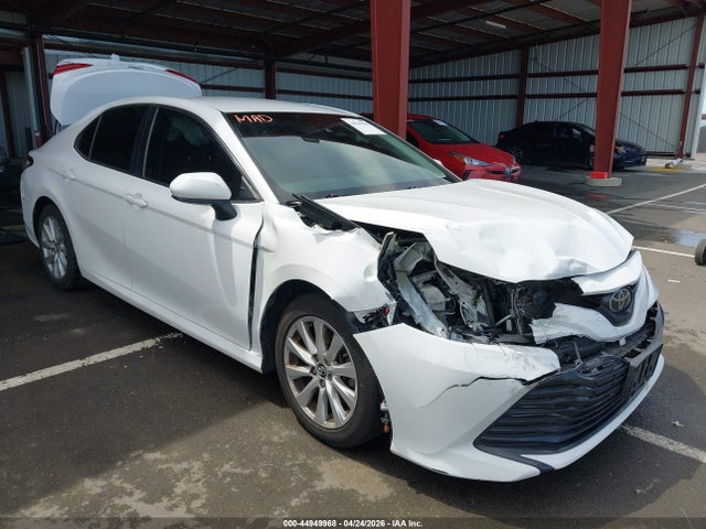 4T1B11HK8JU642487 Toyota CAMRY LE