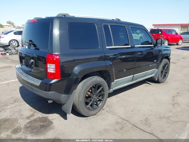 44949970 :رقم المزاد ، 1J4NT4GBXBD180718 vin ، 2011 Jeep Patriot Latitude X مزاد بيع