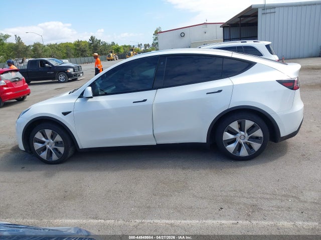 5YJYGAEE4MF144831 Tesla Model Y Long Range Dual Motor All-wheel Drive