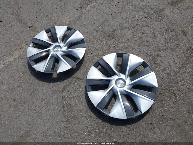 5YJYGAEE4MF144831 Tesla Model Y Long Range Dual Motor All-wheel Drive