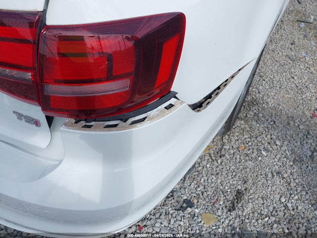 Aukcja sprzedaży 2018 Volkswagen Jetta 1.4t S, vin: 3VW2B7AJ3JM203933, numer aukcji: 44950011