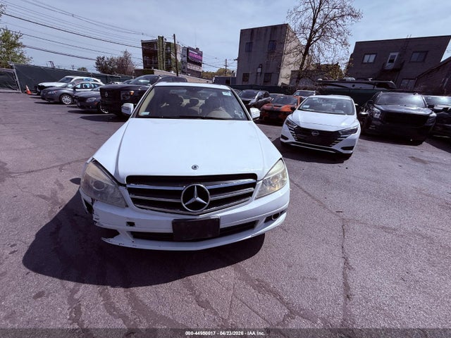 2008 Mercedes-benz C 300 Luxury 4matic/sport 4matic მანქანა იყიდება აუქციონზე, vin: WDDGF81X48F170173, აუქციონის ნომერი: 44950017