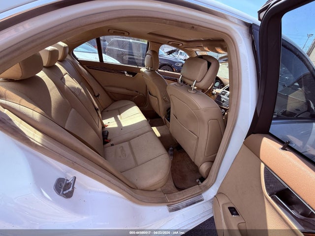 2008 Mercedes-benz C 300 Luxury 4matic/sport 4matic მანქანა იყიდება აუქციონზე, vin: WDDGF81X48F170173, აუქციონის ნომერი: 44950017