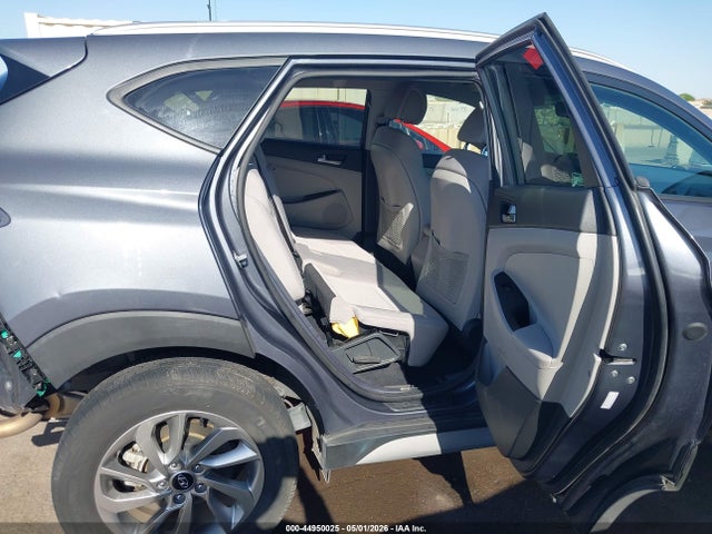Продажа на аукционе авто 2018 Hyundai Tucson Sel, vin: KM8J3CA49JU744135, номер лота: 44950025