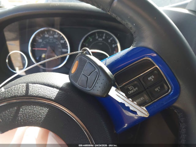 44950044 :رقم المزاد ، 1C4BJWEG2GL253005 vin ، 2016 Jeep Wrangler Unlimited Sahara مزاد بيع
