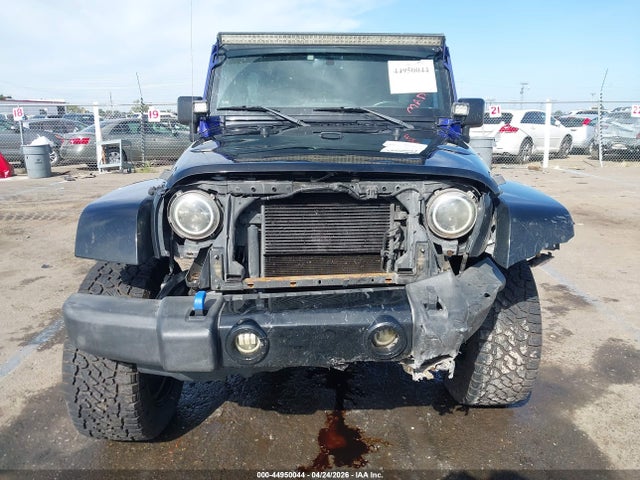 44950044 :رقم المزاد ، 1C4BJWEG2GL253005 vin ، 2016 Jeep Wrangler Unlimited Sahara مزاد بيع