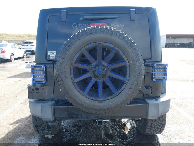 44950044 :رقم المزاد ، 1C4BJWEG2GL253005 vin ، 2016 Jeep Wrangler Unlimited Sahara مزاد بيع