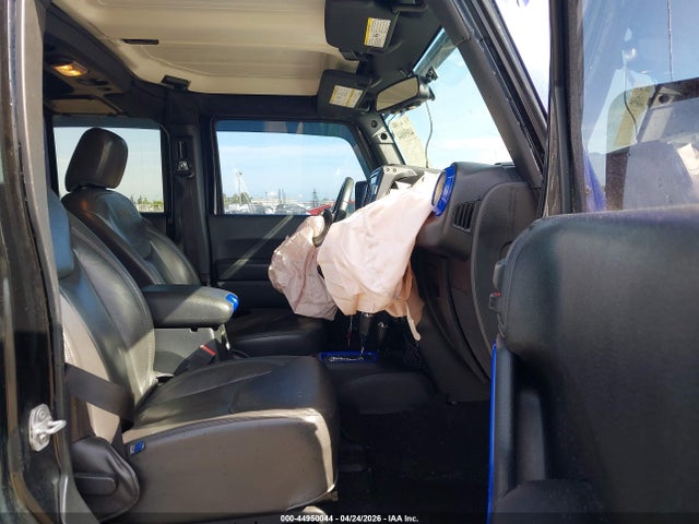 44950044 :رقم المزاد ، 1C4BJWEG2GL253005 vin ، 2016 Jeep Wrangler Unlimited Sahara مزاد بيع