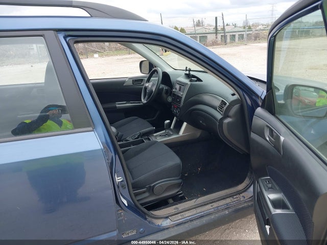 44950046 :رقم المزاد ، JF2SHBBC6CH412774 vin ، 2012 Subaru Forester 2.5x مزاد بيع
