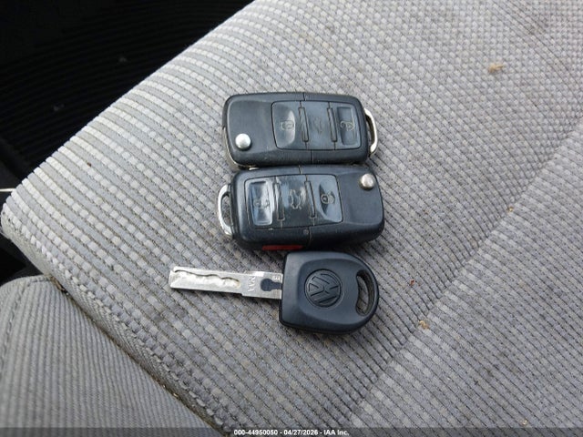 44950050 :رقم المزاد ، 3VWVH69M42M193595 vin ، 2002 Volkswagen Jetta Gli مزاد بيع