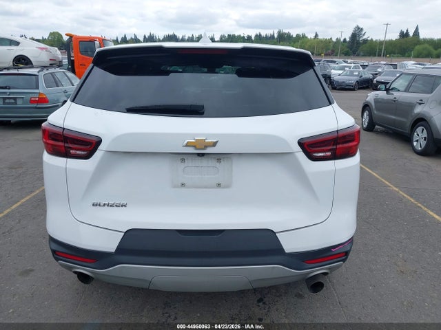 3GNKBCR48SS134588 Chevrolet Blazer Fwd 2lt
