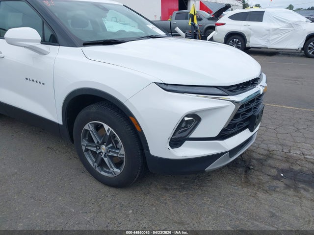 3GNKBCR48SS134588 Chevrolet Blazer Fwd 2lt