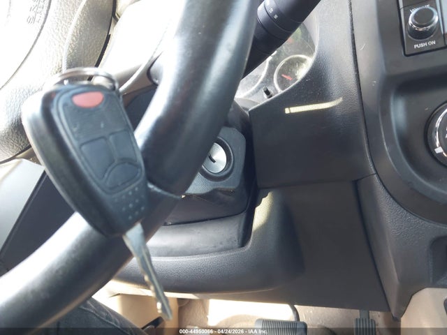 2012 Jeep Compass Limited მანქანა იყიდება აუქციონზე, vin: 1C4NJCCBXCD571266, აუქციონის ნომერი: 44950066