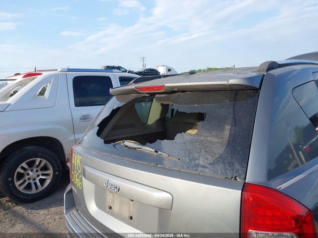 2012 Jeep Compass Limited მანქანა იყიდება აუქციონზე, vin: 1C4NJCCBXCD571266, აუქციონის ნომერი: 44950066
