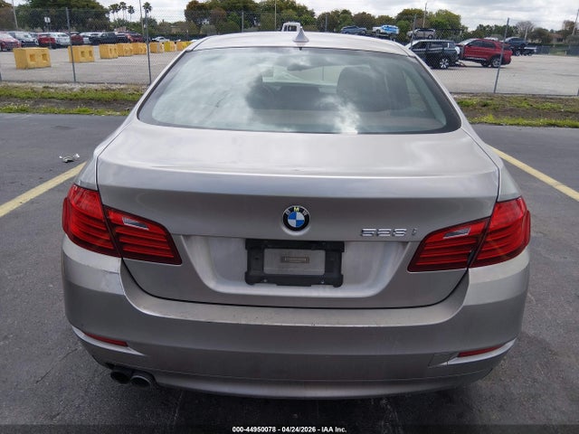Продажа на аукционе авто 2016 Bmw 528i, vin: WBA5A5C52GG353622, номер лота: 44950078