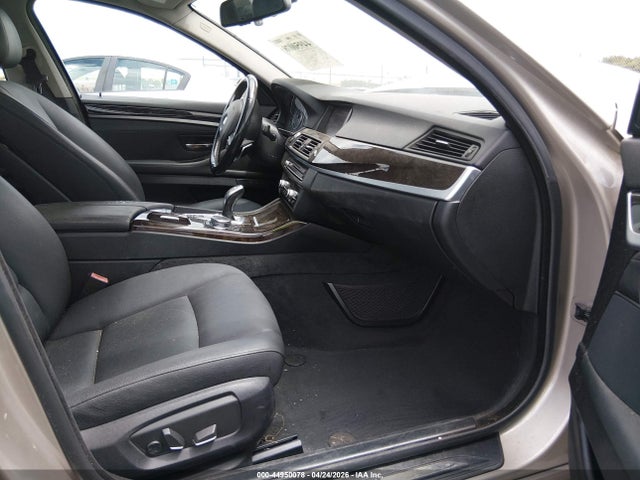 Продажа на аукционе авто 2016 Bmw 528i, vin: WBA5A5C52GG353622, номер лота: 44950078