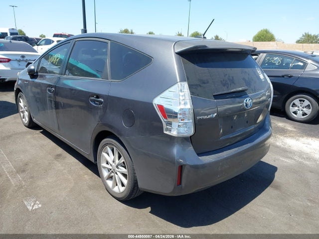 Toyota Prius V Five 2014 JTDZN3EU1EJ004002 Image 3