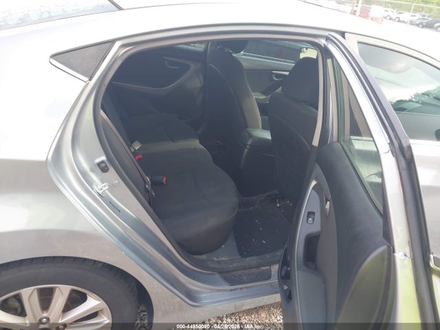 5NPDH4AEXFH591056 Hyundai ELANTRA SE