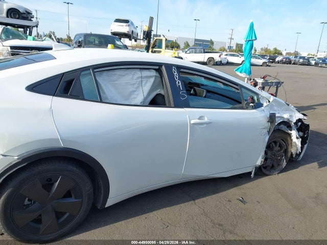 JTDACAAU4R3036479 Toyota Prius Le