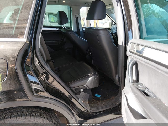 44950127 :رقم المزاد ، WVGFF9BP4BD007516 vin ، 2011 Volkswagen Touareg Vr6 Sport مزاد بيع