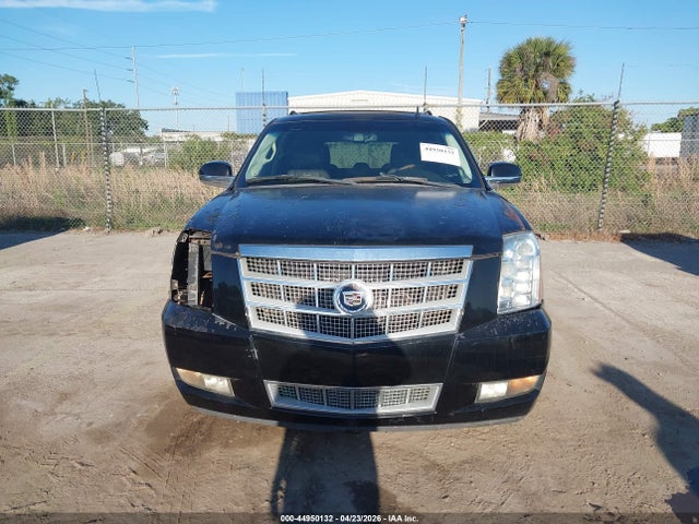 Продаж на аукціоні авто 2011 Cadillac Escalade Esv Platinum Edition, vin: 1GYS4KEF4BR163118, номер лоту: 44950132