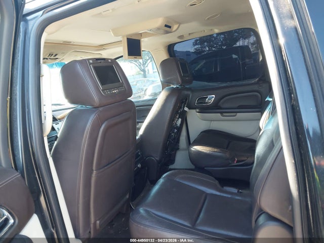 Продаж на аукціоні авто 2011 Cadillac Escalade Esv Platinum Edition, vin: 1GYS4KEF4BR163118, номер лоту: 44950132