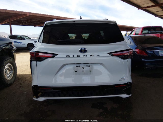 2024 Toyota Sienna Xse მანქანა იყიდება აუქციონზე, vin: 5TDXRKEC7RS181854, აუქციონის ნომერი: 44950138
